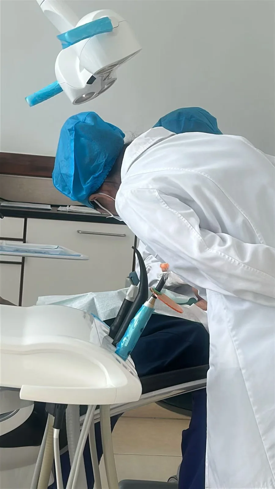 Dental team providing care during the documented Guangzhou visit